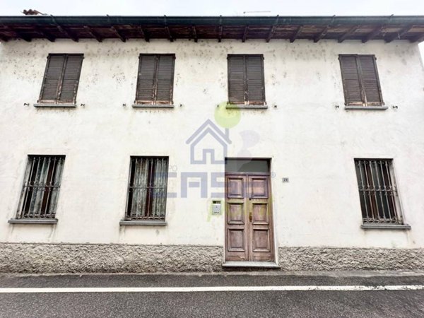 casa indipendente in vendita a Formigara