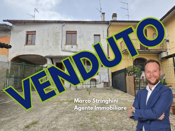 casa indipendente in vendita a Formigara