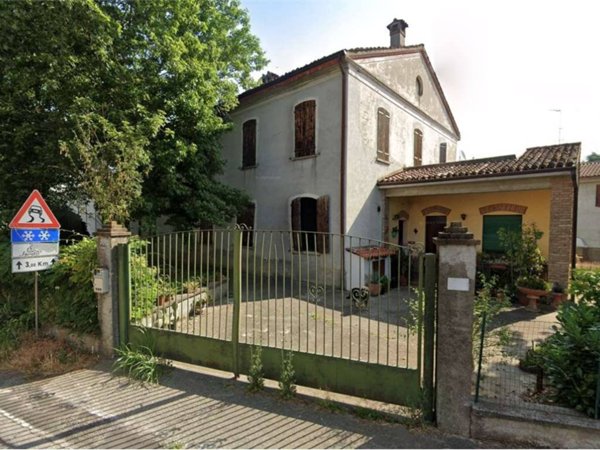 appartamento in vendita a Gabbioneta-Binanuova in zona Gabbioneta