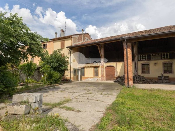 casa indipendente in vendita a Gabbioneta-Binanuova in zona Gabbioneta