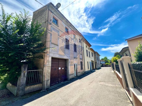 casa indipendente in vendita a Gabbioneta-Binanuova in zona Gabbioneta