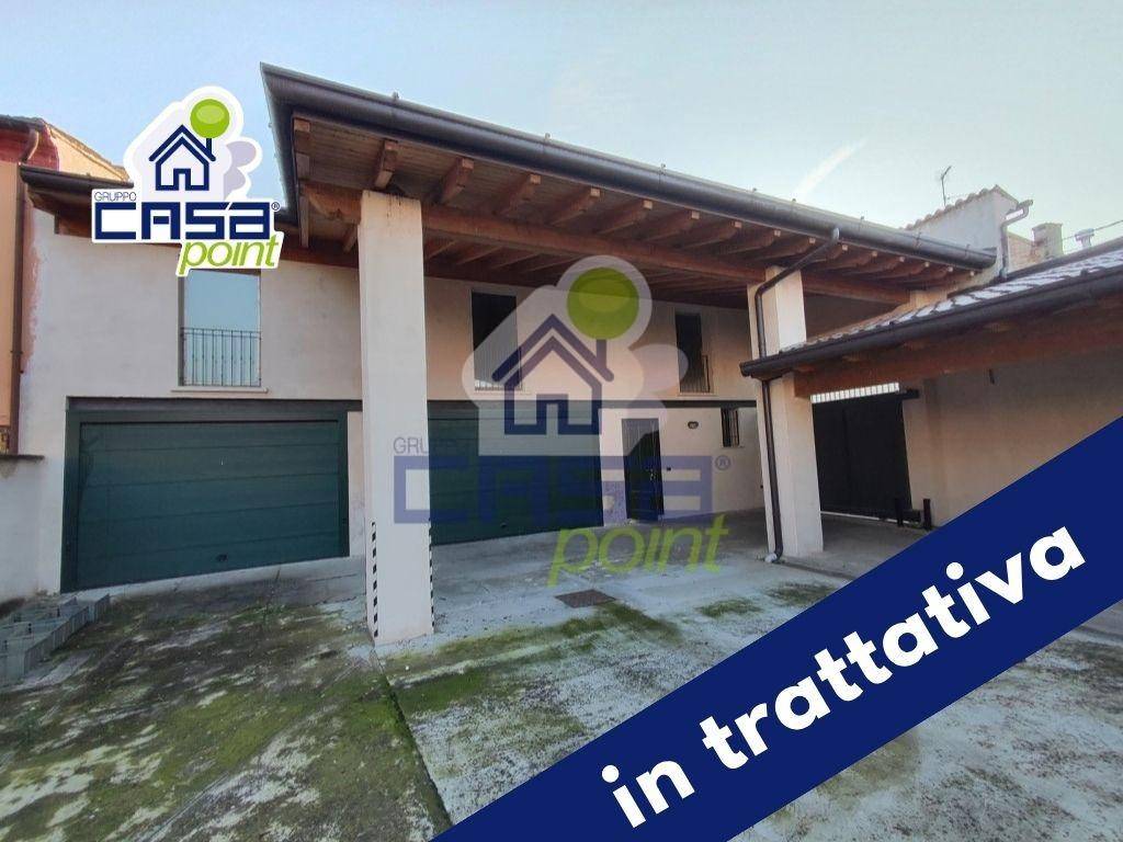 casa indipendente in vendita a Gabbioneta-Binanuova in zona Gabbioneta
