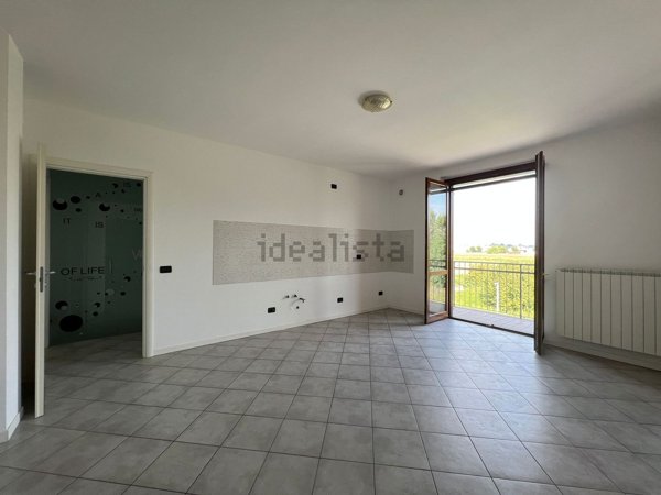appartamento in vendita a Gadesco-Pieve Delmona in zona Pieve Delmona