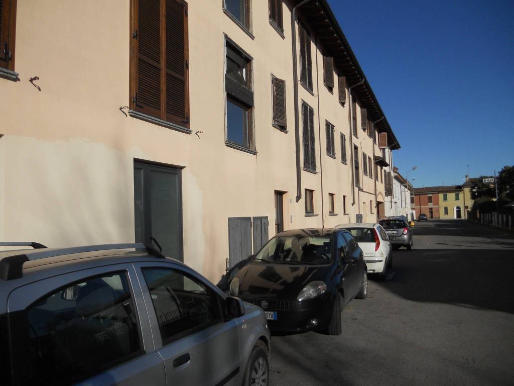 appartamento in vendita a Gadesco-Pieve Delmona in zona Pieve Delmona