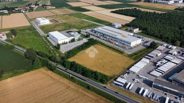 terreno agricolo in vendita a Gadesco-Pieve Delmona in zona Pieve Delmona