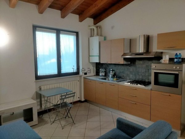 appartamento in vendita a Gadesco-Pieve Delmona