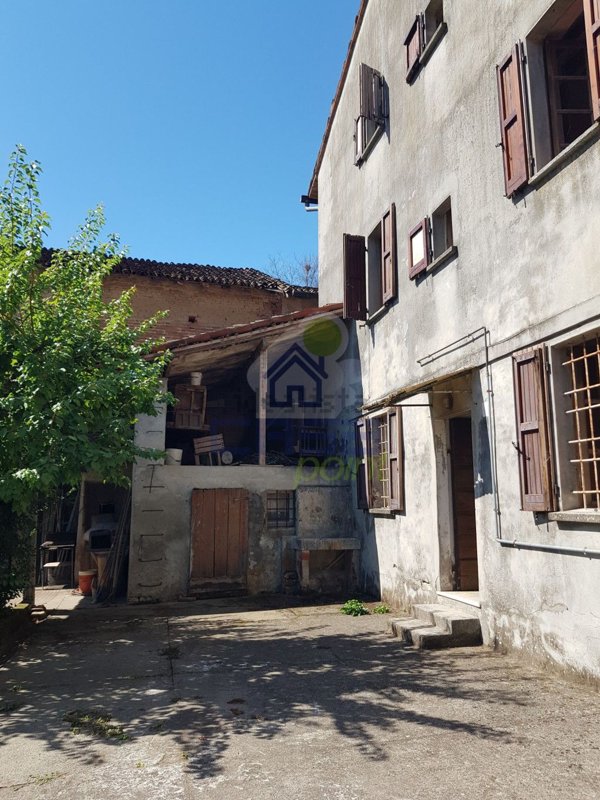 casa indipendente in vendita a Gadesco-Pieve Delmona