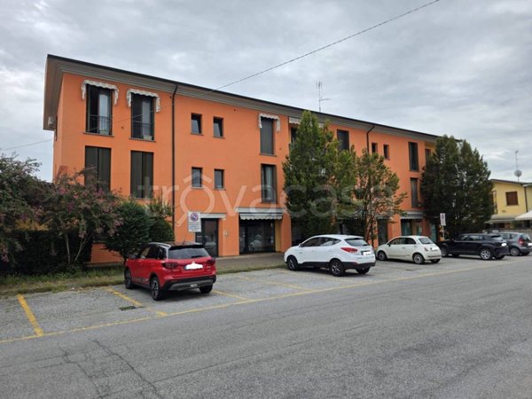 appartamento in vendita a Gadesco-Pieve Delmona in zona Ardole San Marino