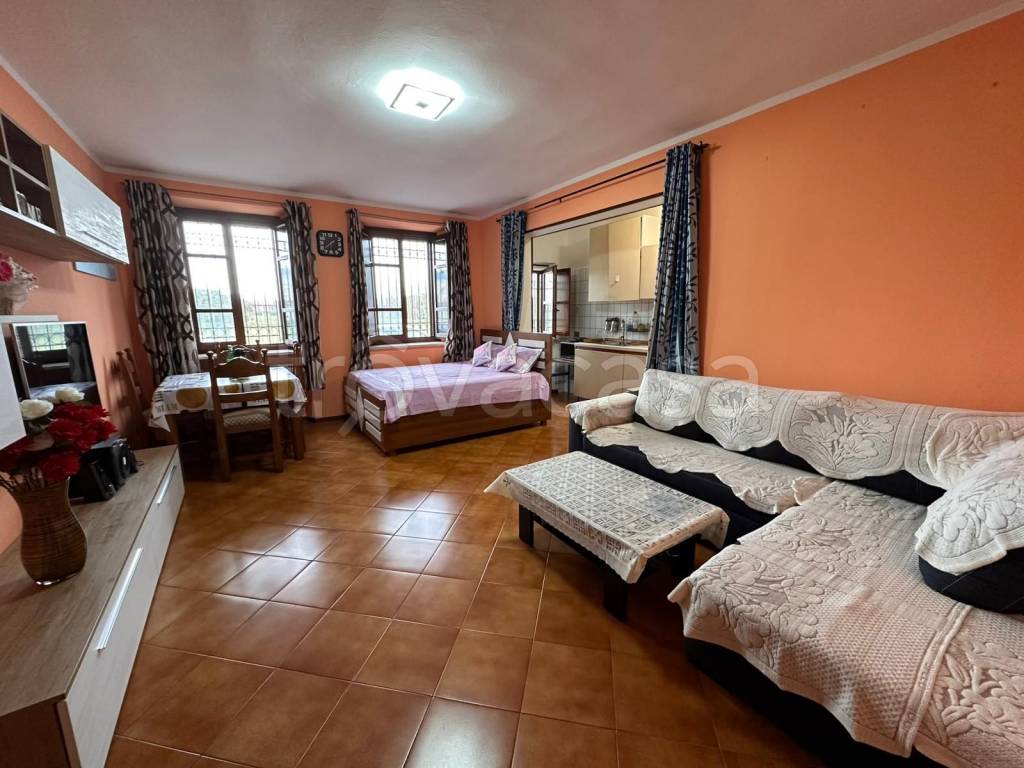 appartamento in vendita a Gadesco-Pieve Delmona in zona Ardole San Marino