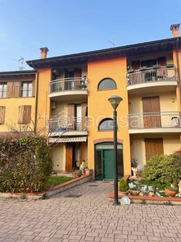 appartamento in vendita a Gadesco-Pieve Delmona in zona Ardole San Marino