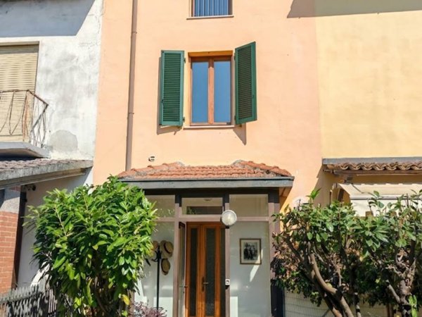 casa indipendente in vendita a Gadesco-Pieve Delmona in zona Cà de' Quinzani