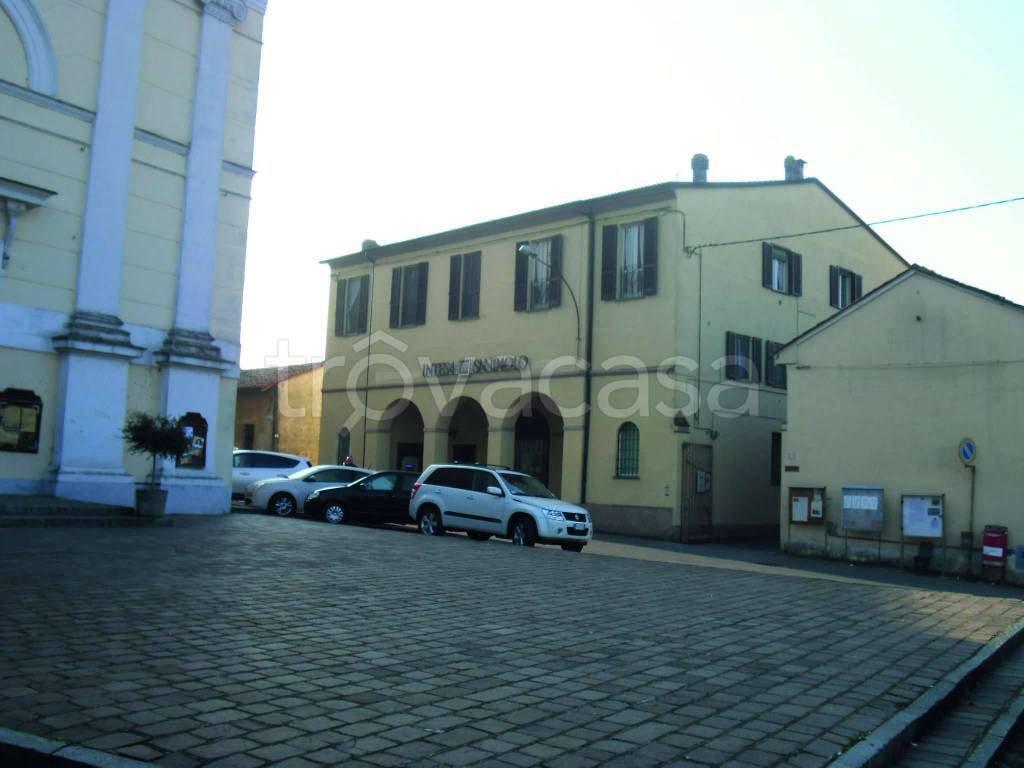 negozio in vendita a Genivolta