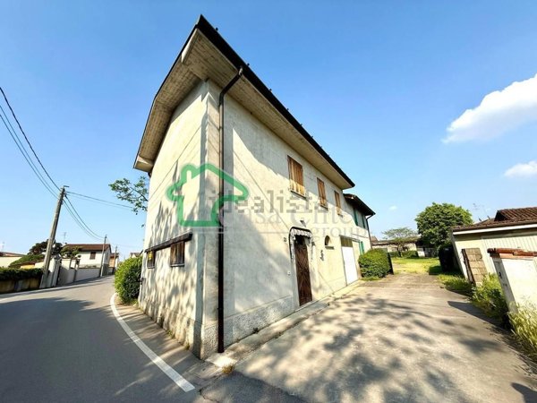 casa indipendente in vendita a Genivolta