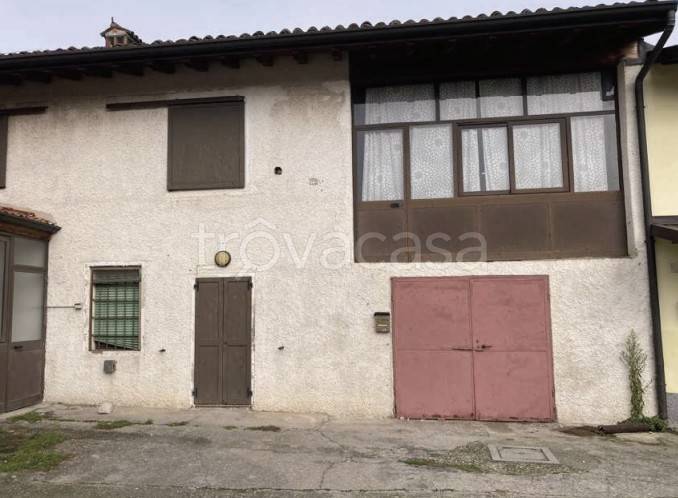 casa indipendente in vendita a Genivolta