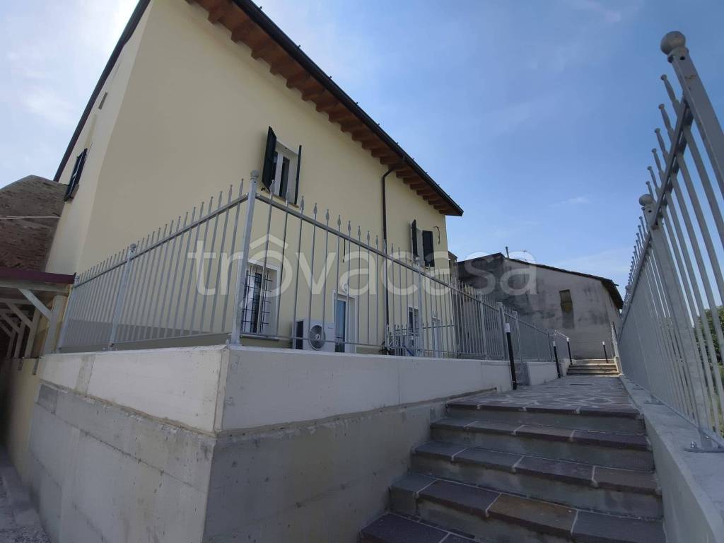 casa indipendente in vendita a Genivolta