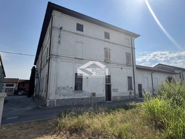 appartamento in vendita a Genivolta