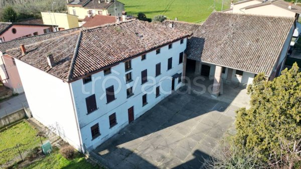 casa indipendente in vendita a Gerre de' Caprioli in zona Bosco ex Parmigiano