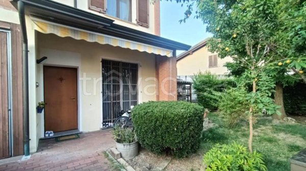 casa indipendente in vendita a Gerre de' Caprioli in zona Bosco ex Parmigiano