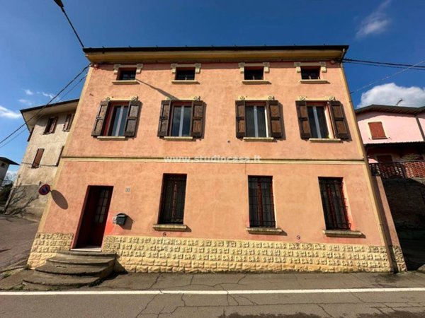 casa indipendente in vendita a Gombito
