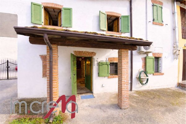 pentavano in vendita a Gombito