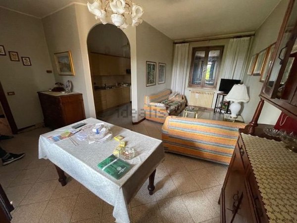 casa indipendente in vendita a Gombito in zona Trecca