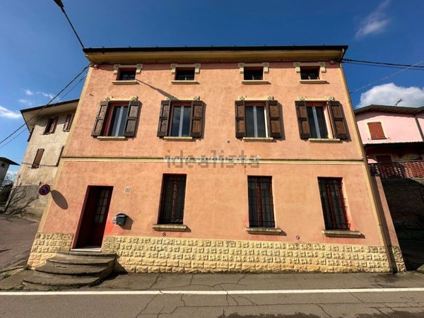 casa indipendente in vendita a Gombito in zona Trecca