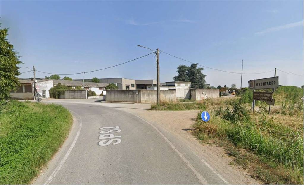 locale commerciale in vendita a Grontardo