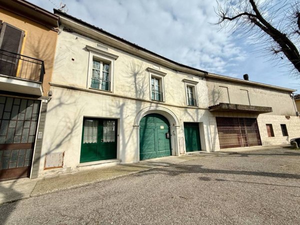 casa indipendente in vendita a Grontardo
