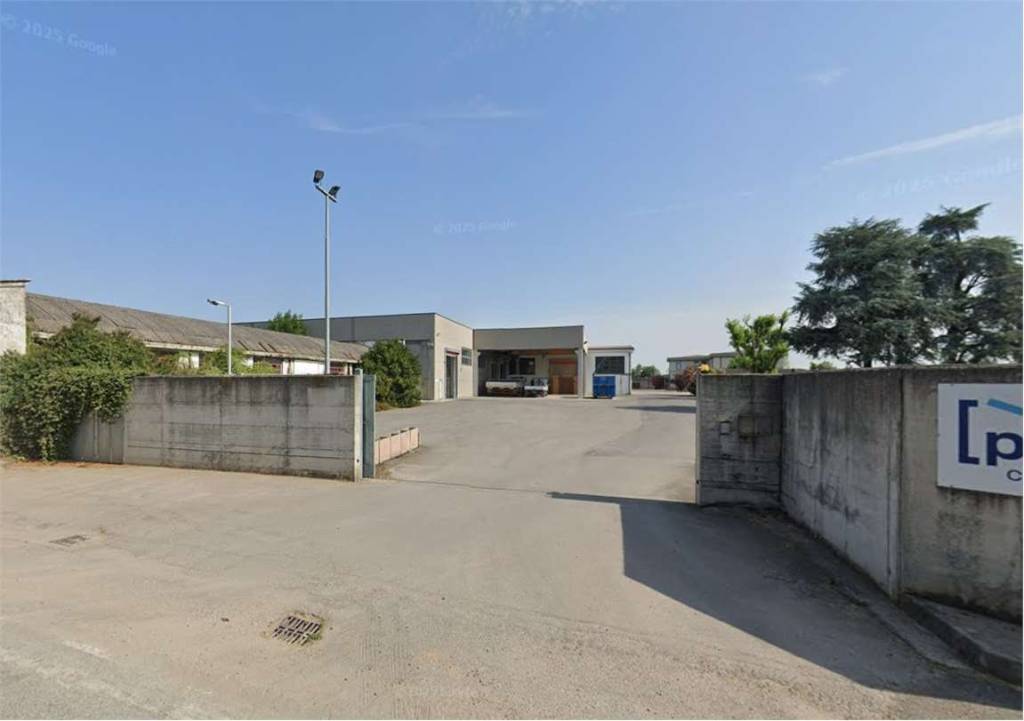 locale commerciale in vendita a Grontardo