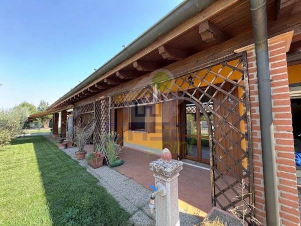 casa indipendente in vendita a Grontardo in zona Levata