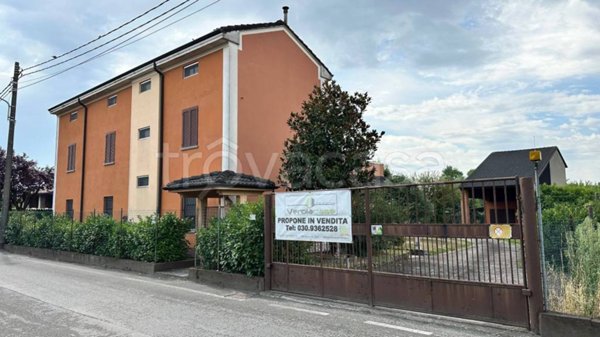 casa indipendente in vendita a Grumello Cremonese ed Uniti