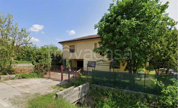 casa indipendente in vendita a Grumello Cremonese ed Uniti
