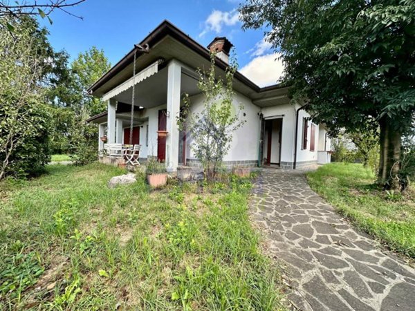 casa indipendente in vendita a Grumello Cremonese ed Uniti in zona Zanengo