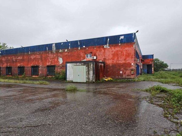 capannone in vendita a Grumello Cremonese ed Uniti