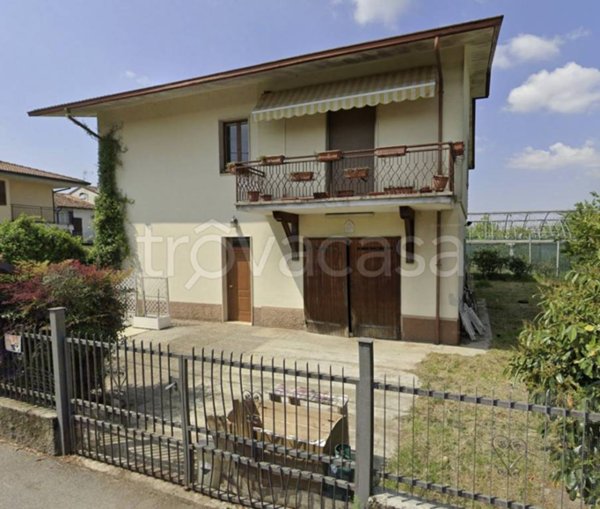 casa indipendente in vendita a Grumello Cremonese ed Uniti