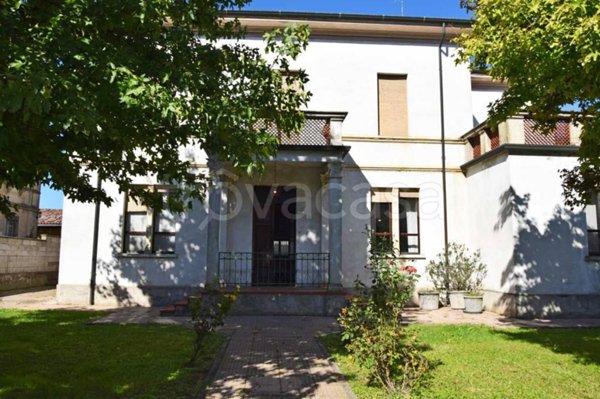 casa indipendente in vendita a Gussola
