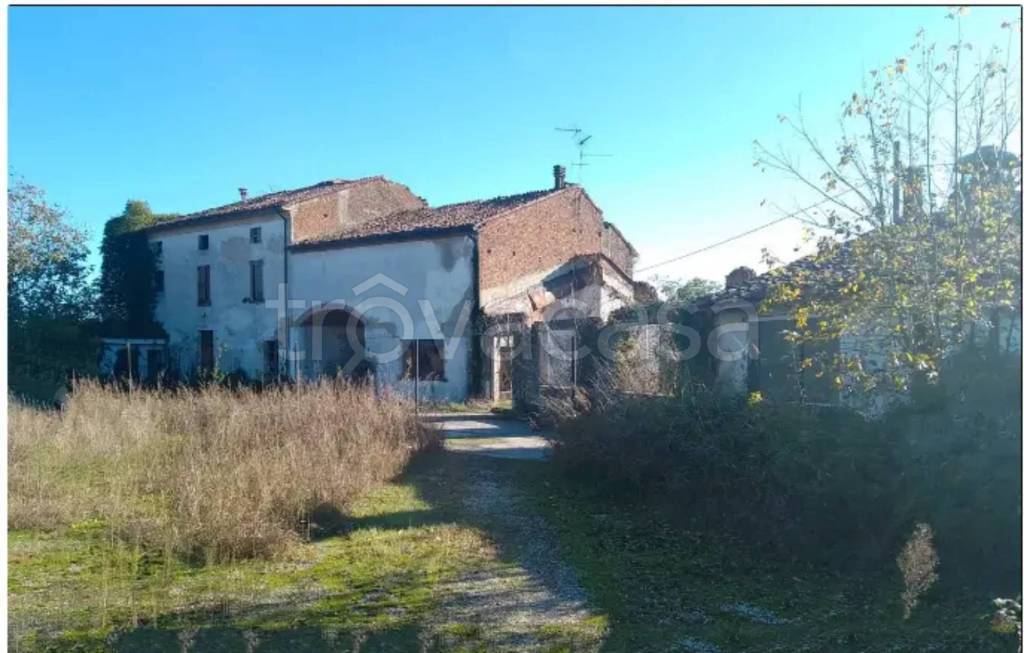 casa indipendente in vendita a Gussola
