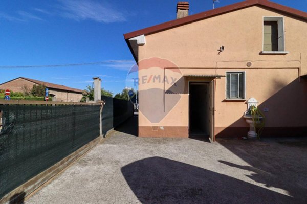 casa indipendente in vendita a Gussola