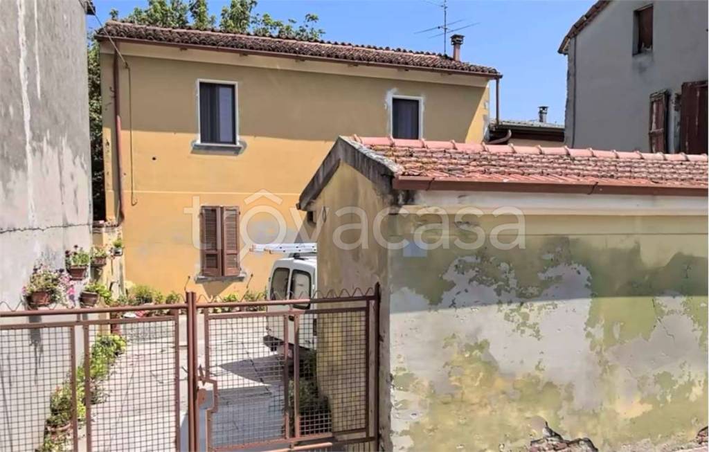 casa indipendente in vendita a Gussola