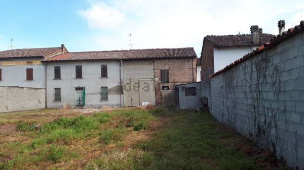 casa indipendente in vendita a Gussola