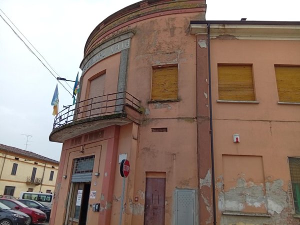 negozio in vendita a Gussola