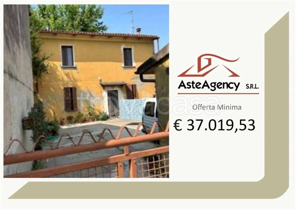 casa indipendente in vendita a Gussola