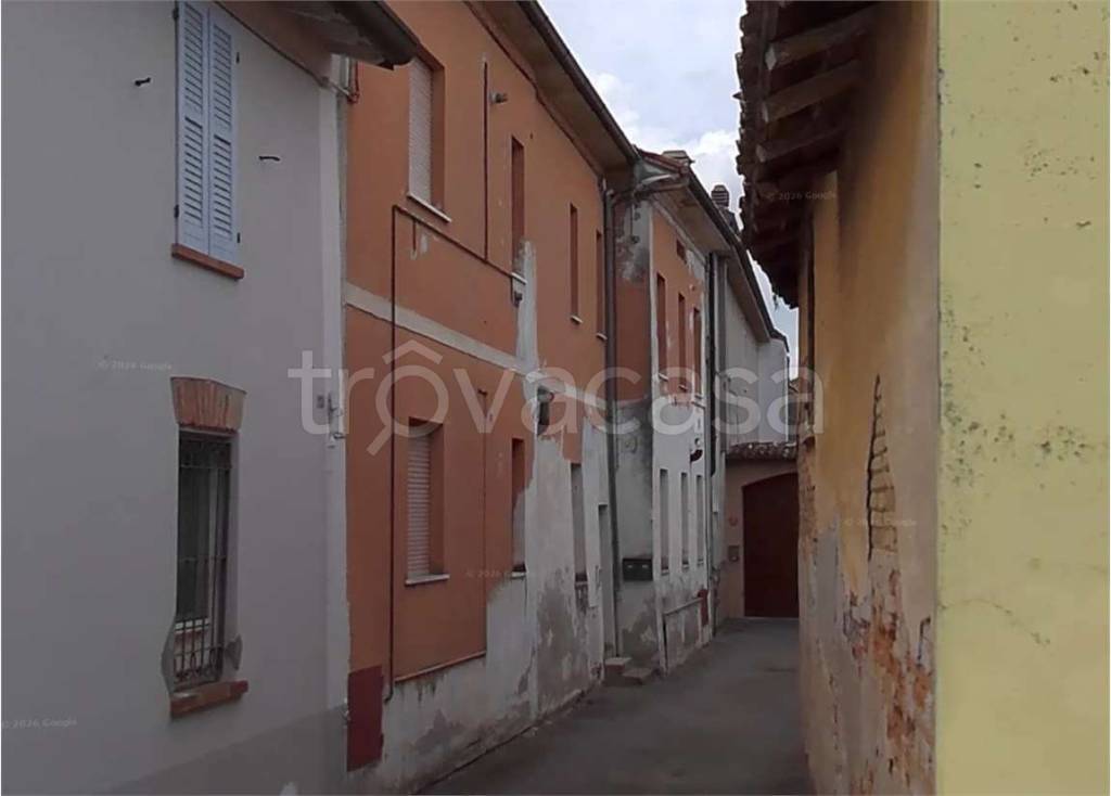 appartamento in vendita ad Isola Dovarese