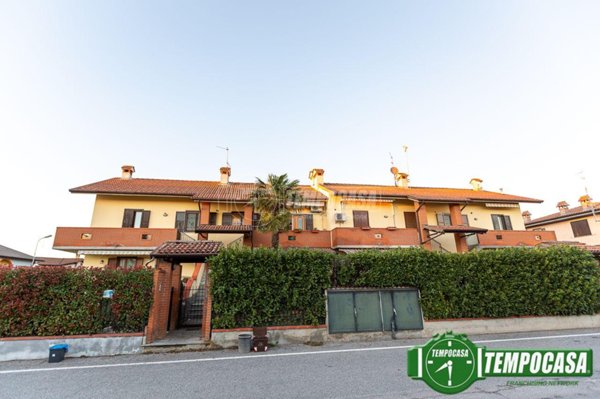 appartamento in vendita ad Izano