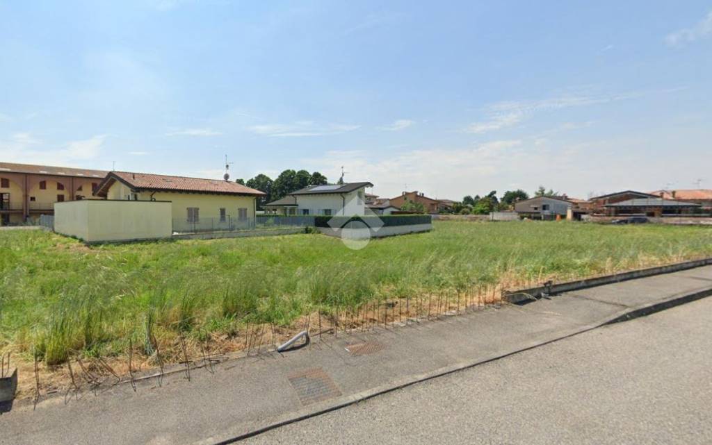 casa indipendente in vendita ad Izano