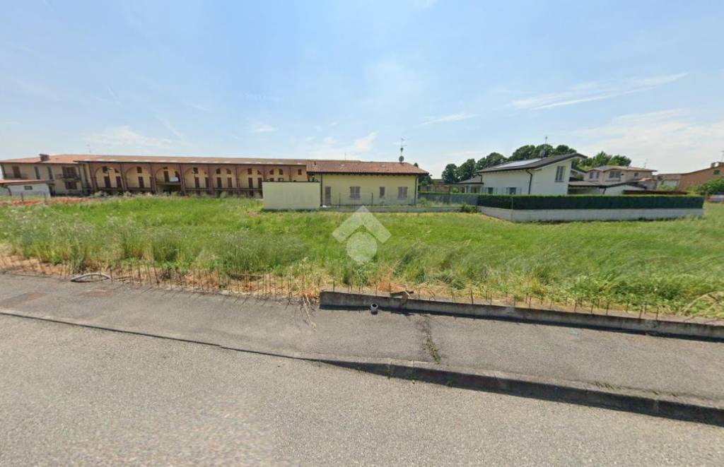 casa indipendente in vendita ad Izano