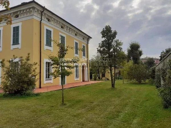 casa indipendente in vendita ad Izano