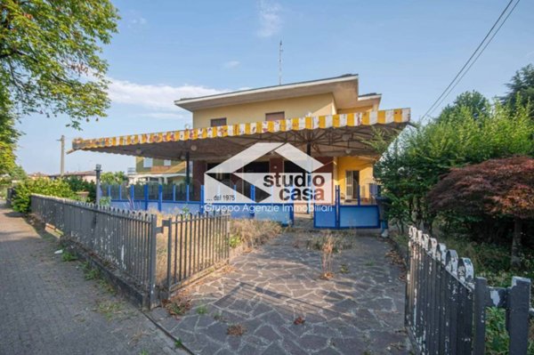 appartamento in vendita ad Izano