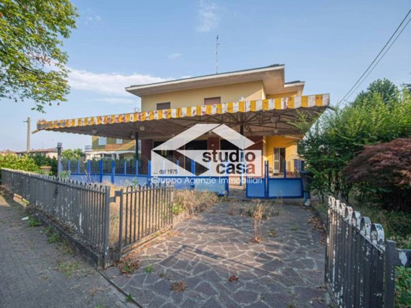 appartamento in vendita ad Izano