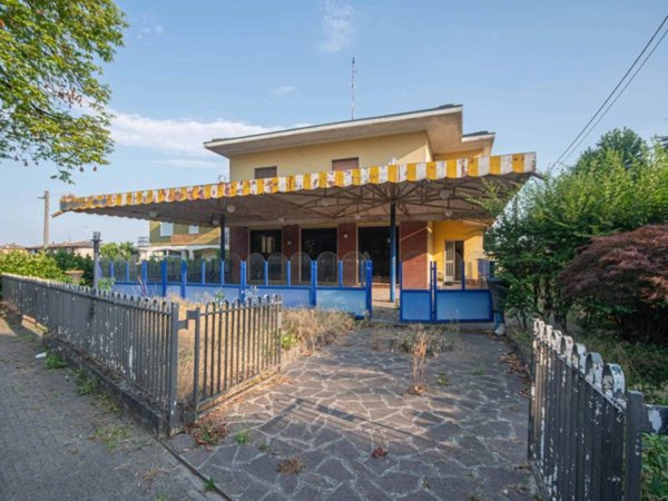 appartamento in vendita ad Izano